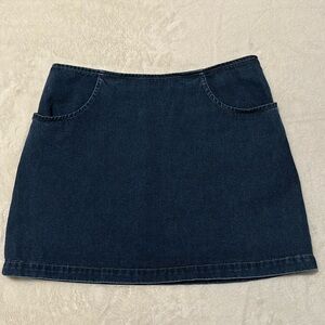 Women’s Guess Brand Denim Mini Skirt, Size 32, vintage
